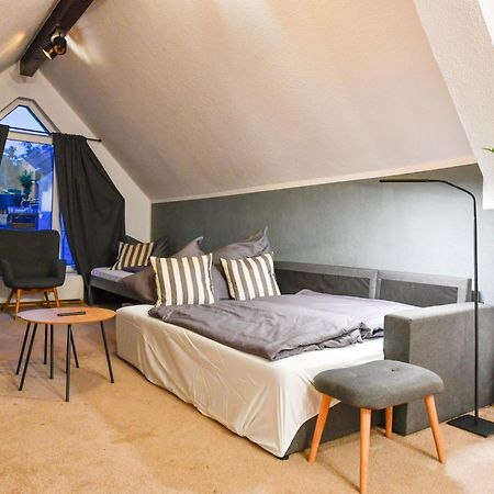 Grosses Spree Apartment, 3 Schlafzimmer Bis 10 Personen, 4X Kfz Parkplatz, Terrasse, Waschtrockner, Wlan, Netflix Cottbus Luaran gambar